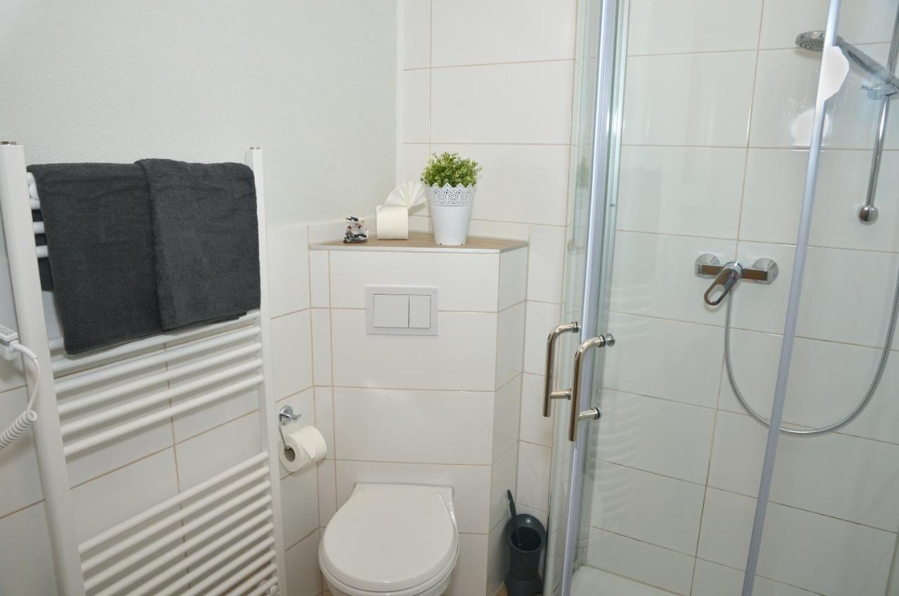 Hotel Zur Seerobbe 库克斯港 外观 照片