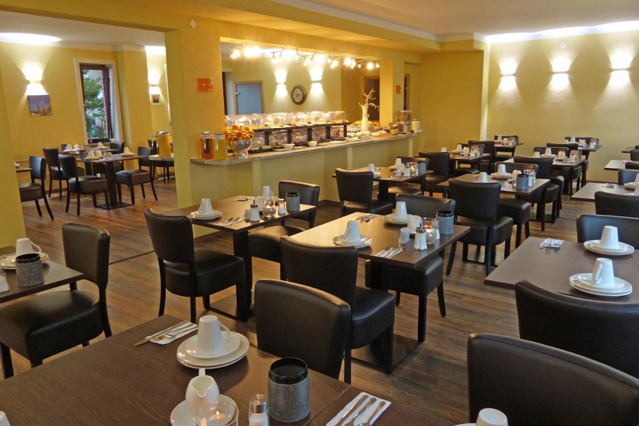 Hotel Zur Seerobbe 库克斯港 外观 照片
